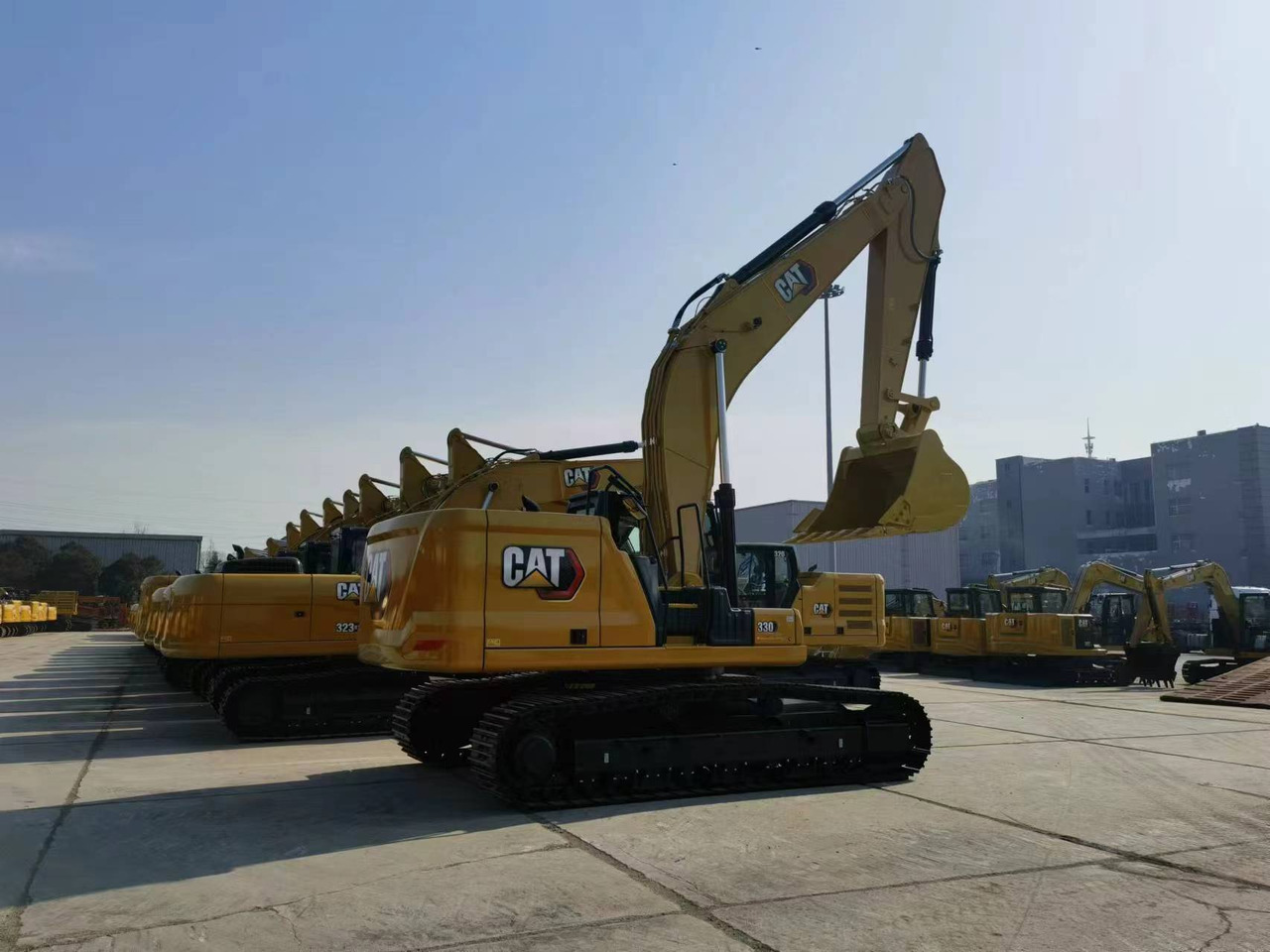 Caterpillar 330 - Pelle sur chenille: photos 4 Caterpillar 330 - Pelle sur chenille: photos 4