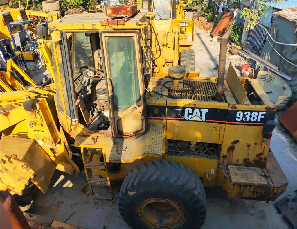 Caterpillar 938 F - Chargeuse sur pneus: photos 1 Caterpillar 938 F - Chargeuse sur pneus: photos 1