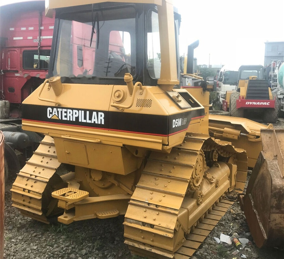 Caterpillar D5M - Bulldozer: photos 2 Caterpillar D5M - Bulldozer: photos 2