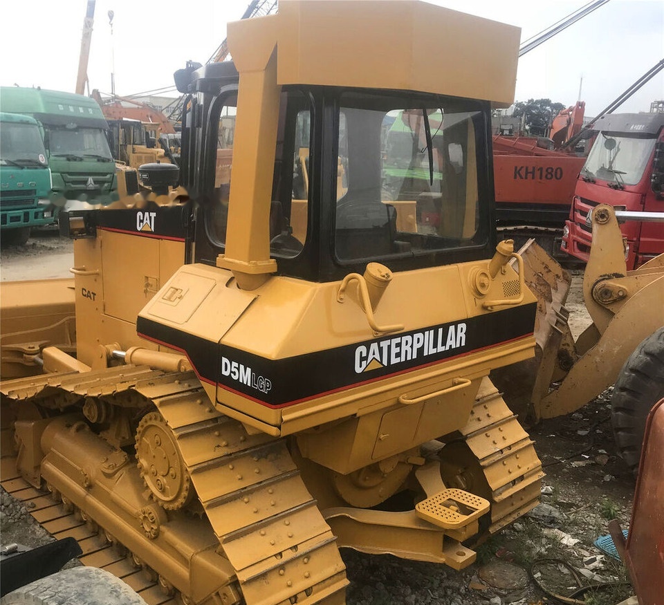 Caterpillar D5M - Bulldozer: photos 5 Caterpillar D5M - Bulldozer: photos 5
