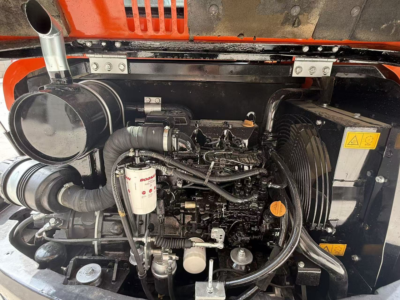 DOOSAN DX75 - Mini pelle: photos 4 DOOSAN DX75 - Mini pelle: photos 4