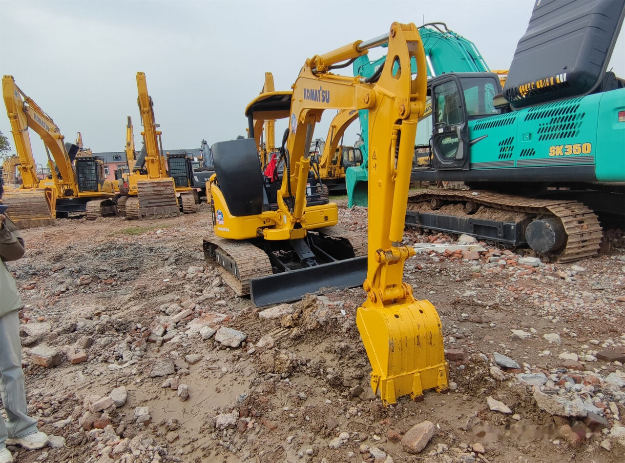 Komatsu PC40MR - Pelle sur chenille: photos 5 Komatsu PC40MR - Pelle sur chenille: photos 5