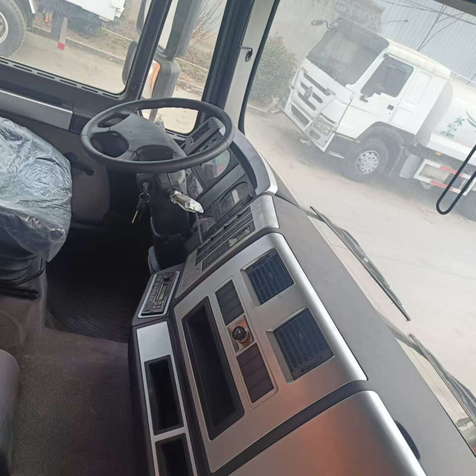 Camion benne SHACMAN F3000 8*4 Dump truck: photos 6