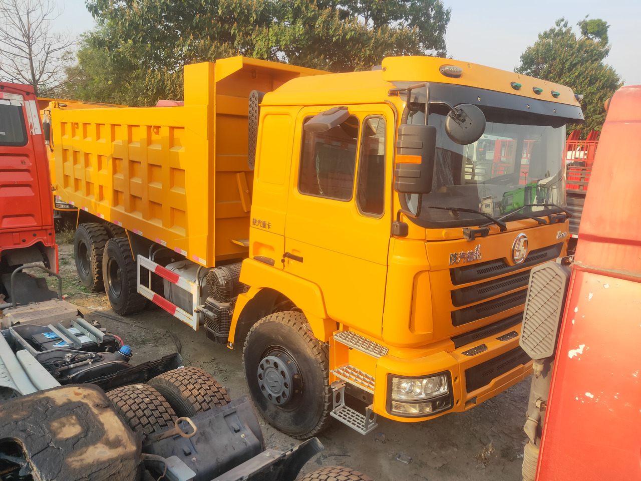 Camion benne Shacman F3000 6*4 Dump truck: photos 11