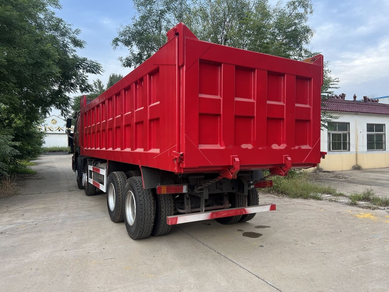 Sinotruk HOWO 8*4 Dump truck - Camion benne: photos 4 Sinotruk HOWO 8*4 Dump truck - Camion benne: photos 4