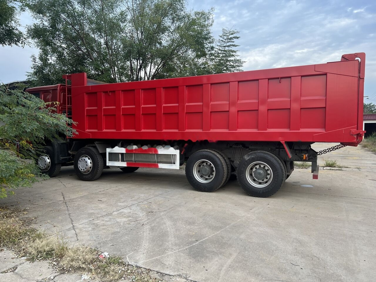 Sinotruk HOWO 8*4 Dump truck - Camion benne: photos 3 Sinotruk HOWO 8*4 Dump truck - Camion benne: photos 3