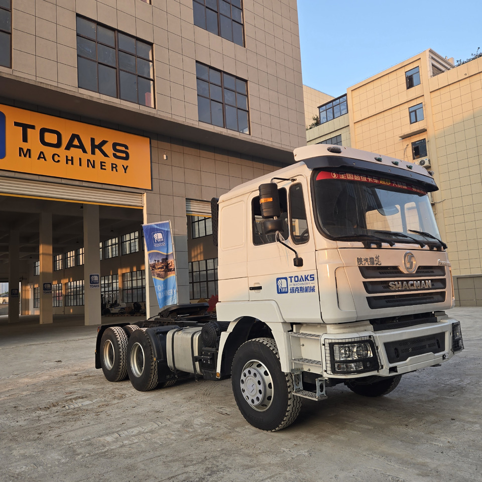 SHACMAN F3000 - Tracteur routier: photos 1 SHACMAN F3000 - Tracteur routier: photos 1