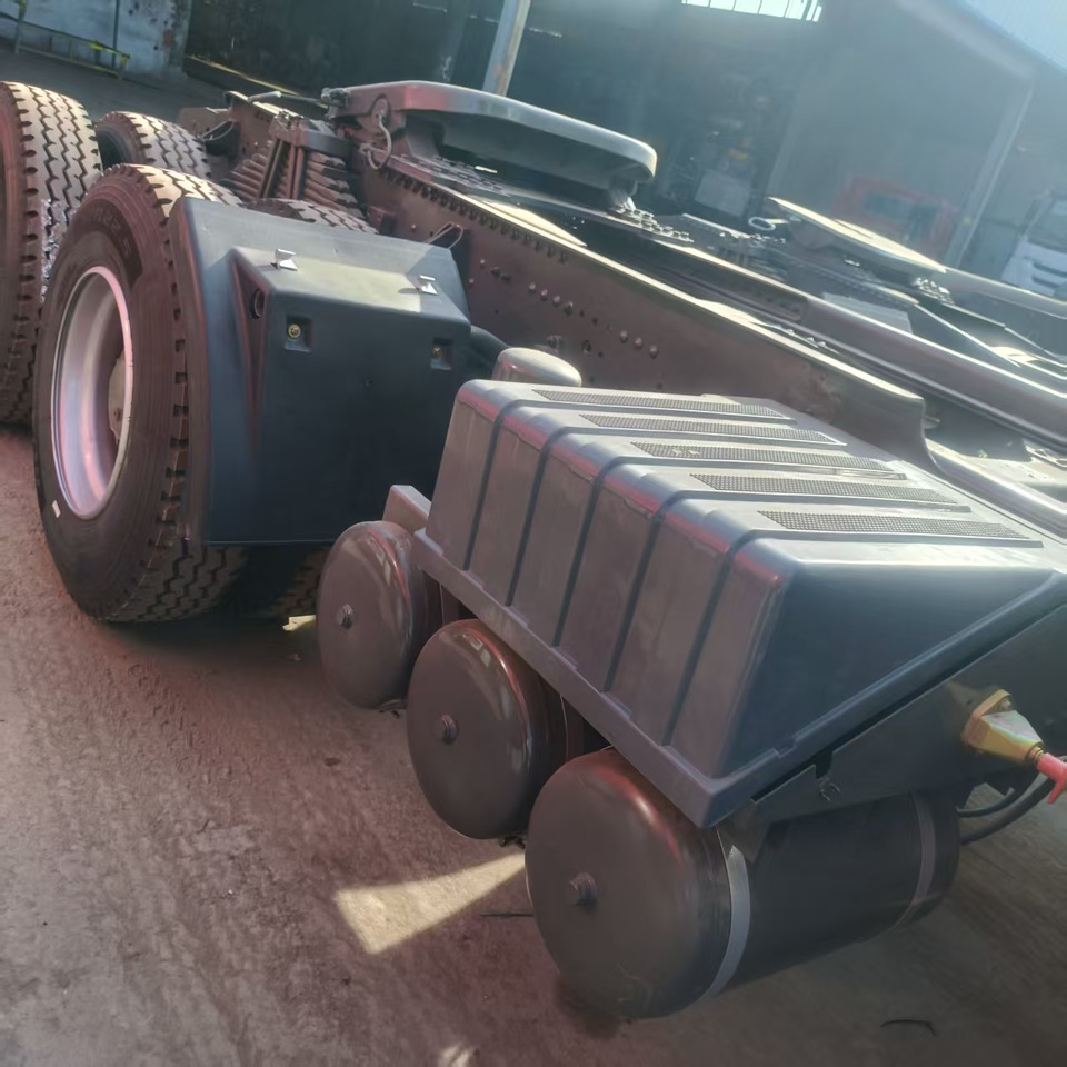 Tracteur routier Sinotruk HOWO 371 6*4 Tractor: photos 8 Tracteur routier Sinotruk HOWO 371 6*4 Tractor: photos 8