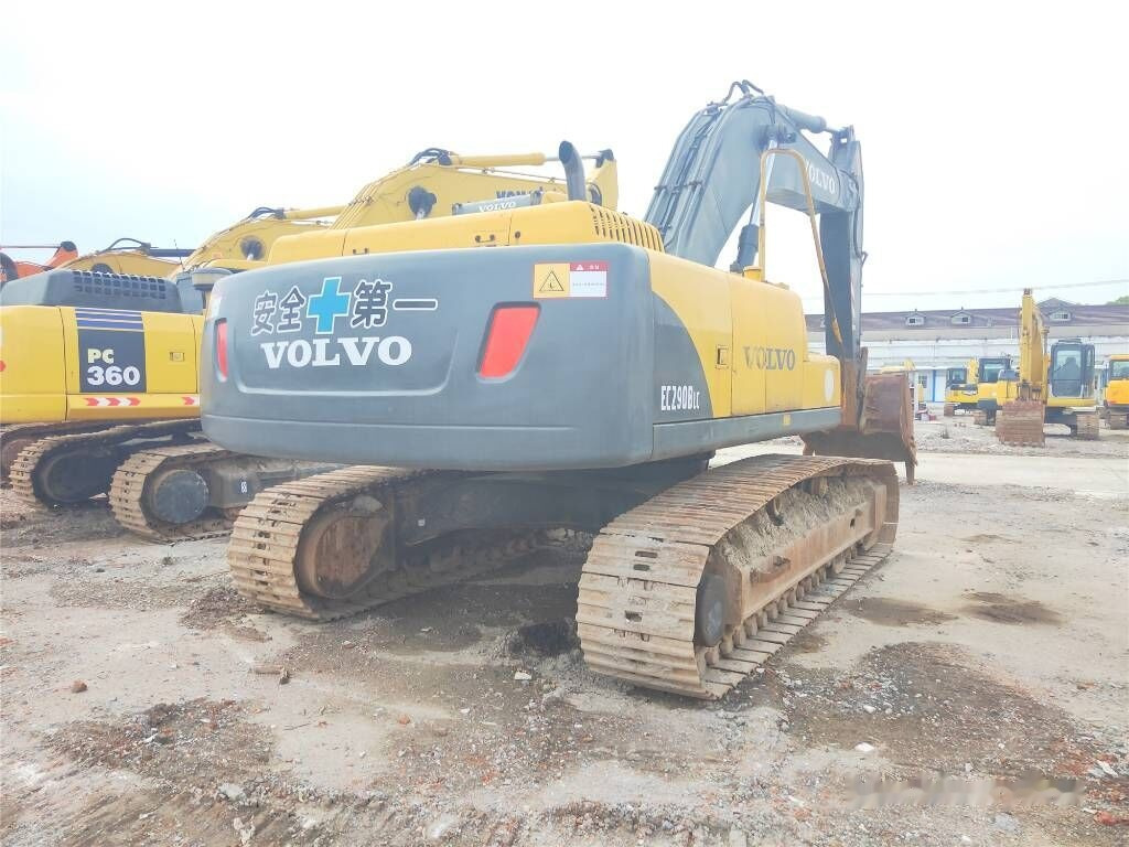 Volvo EC 290 B LC - Pelle sur chenille: photos 5 Volvo EC 290 B LC - Pelle sur chenille: photos 5