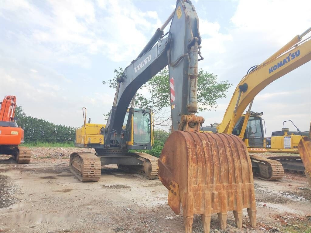 Volvo EC 290 B LC - Pelle sur chenille: photos 1 Volvo EC 290 B LC - Pelle sur chenille: photos 1