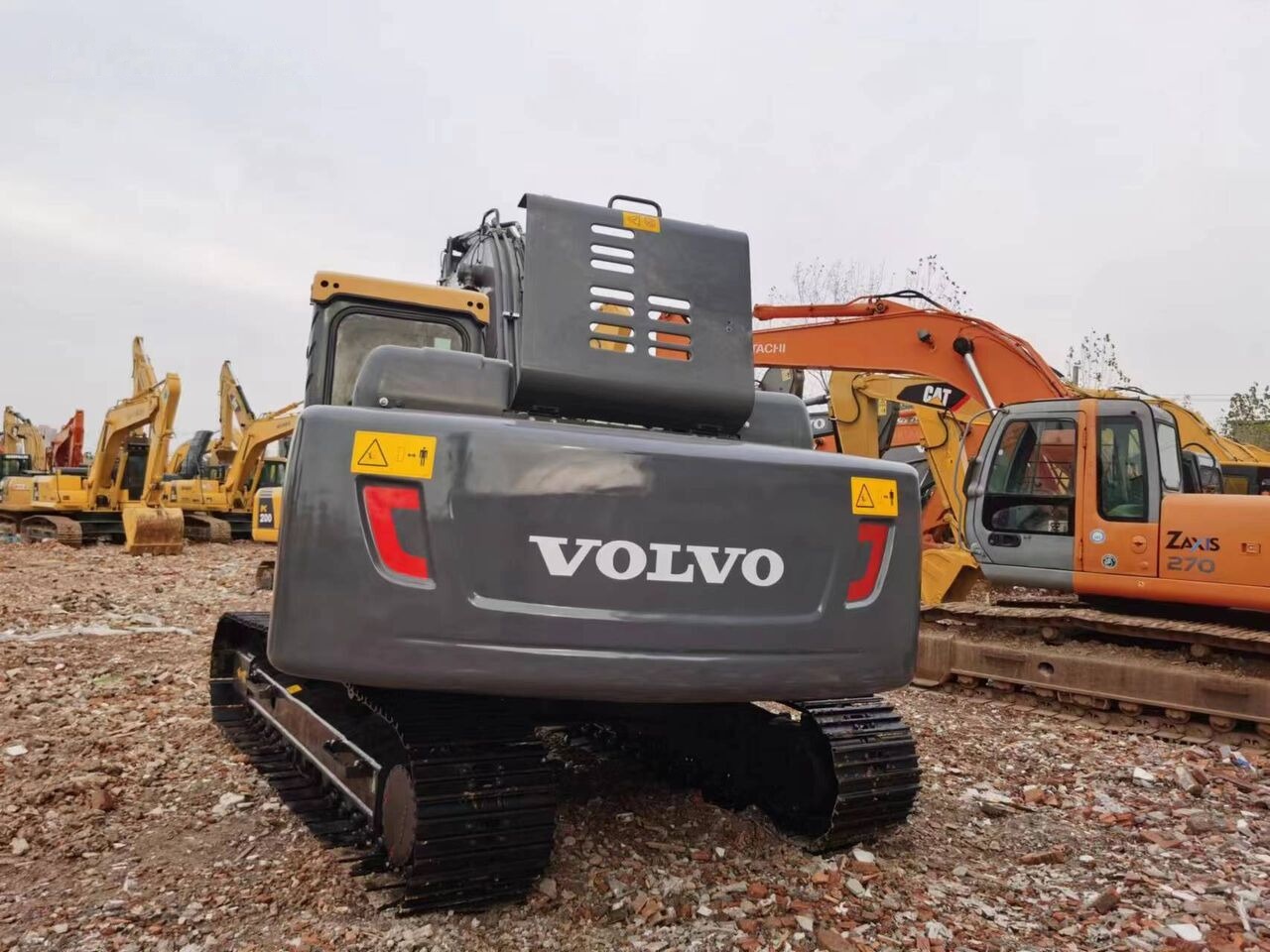 Volvo EC210 - Pelle sur chenille: photos 5 Volvo EC210 - Pelle sur chenille: photos 5