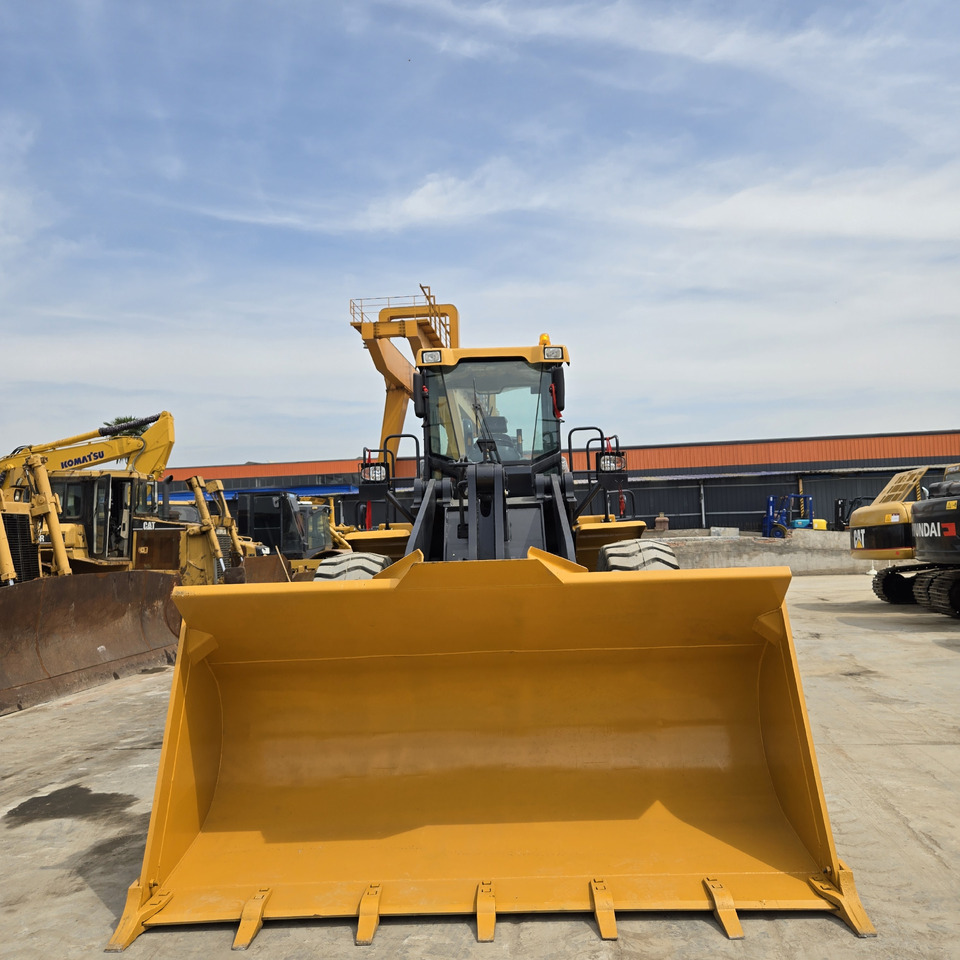 XCMG ZL50GN - Chargeuse sur pneus: photos 3 XCMG ZL50GN - Chargeuse sur pneus: photos 3