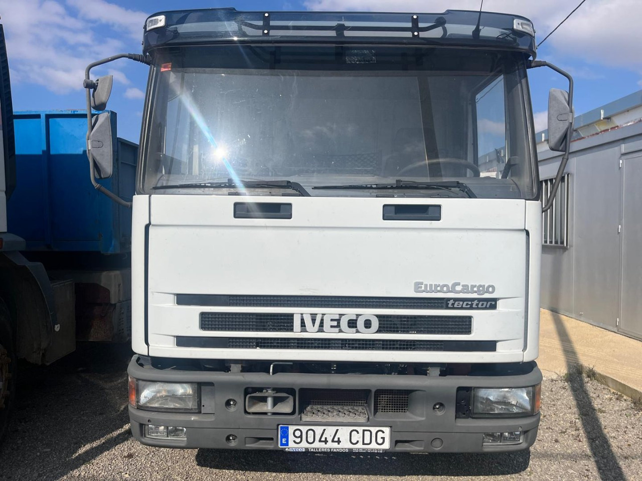 Caja cerrada IVECO Eurocargo ML80E17 - Camion à rideaux coulissants: photos 2 Caja cerrada IVECO Eurocargo ML80E17 - Camion à rideaux coulissants: photos 2