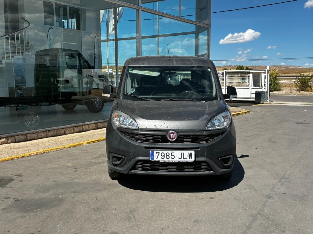 Furgón Fiat Dobló 5 plazas - Fourgon utilitaire: photos 2 Furgón Fiat Dobló 5 plazas - Fourgon utilitaire: photos 2