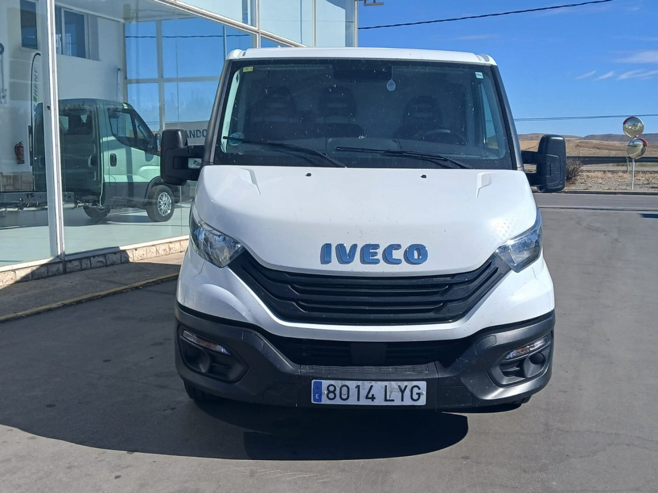 Furgón IVECO 35S16 V 9m3 - Fourgon utilitaire: photos 2 Furgón IVECO 35S16 V 9m3 - Fourgon utilitaire: photos 2