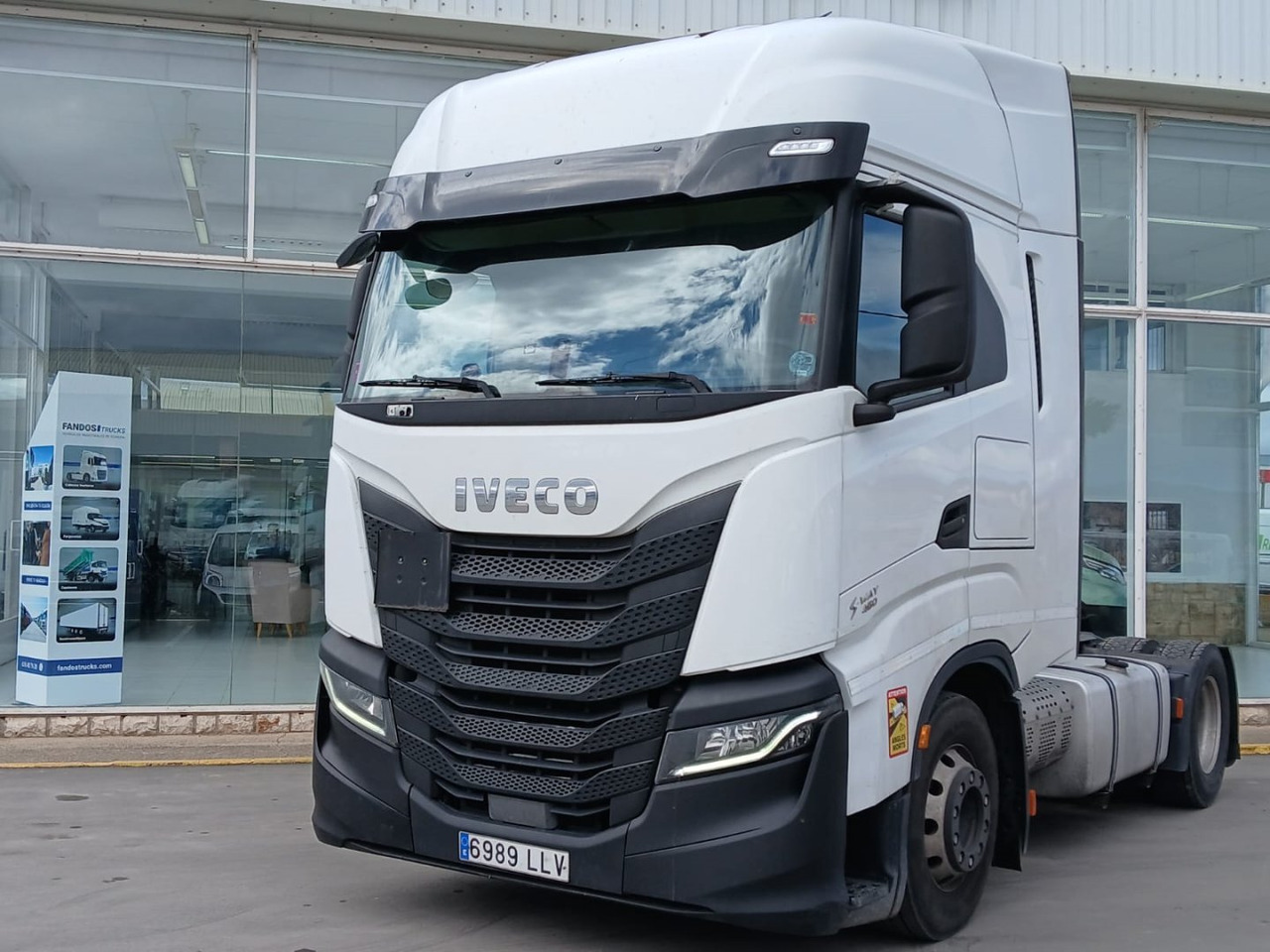 Cabeza Tractora IVECO 460 AUTOMATICO INTARDER ADR - Tracteur routier: photos 1 Cabeza Tractora IVECO 460 AUTOMATICO INTARDER ADR - Tracteur routier: photos 1
