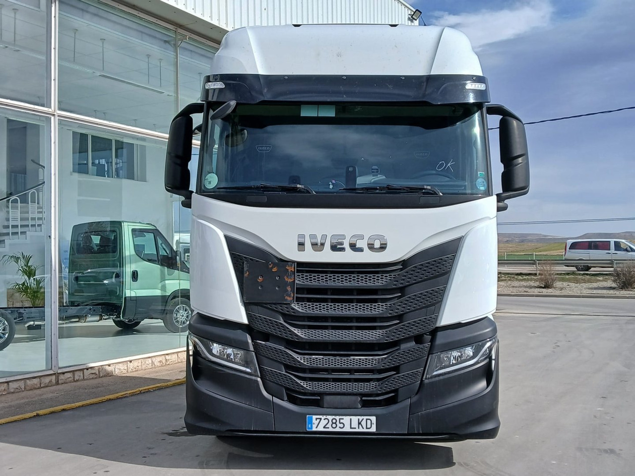 Cabeza Tractora IVECO 460 AUTOMATICO INTARDER ADR - Tracteur routier: photos 2 Cabeza Tractora IVECO 460 AUTOMATICO INTARDER ADR - Tracteur routier: photos 2