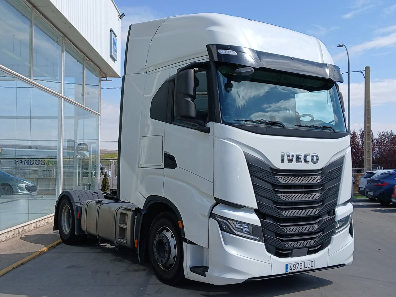 Cabeza Tractora IVECO 480 AUTOMATICO CON INTARDER - Tracteur routier: photos 3 Cabeza Tractora IVECO 480 AUTOMATICO CON INTARDER - Tracteur routier: photos 3