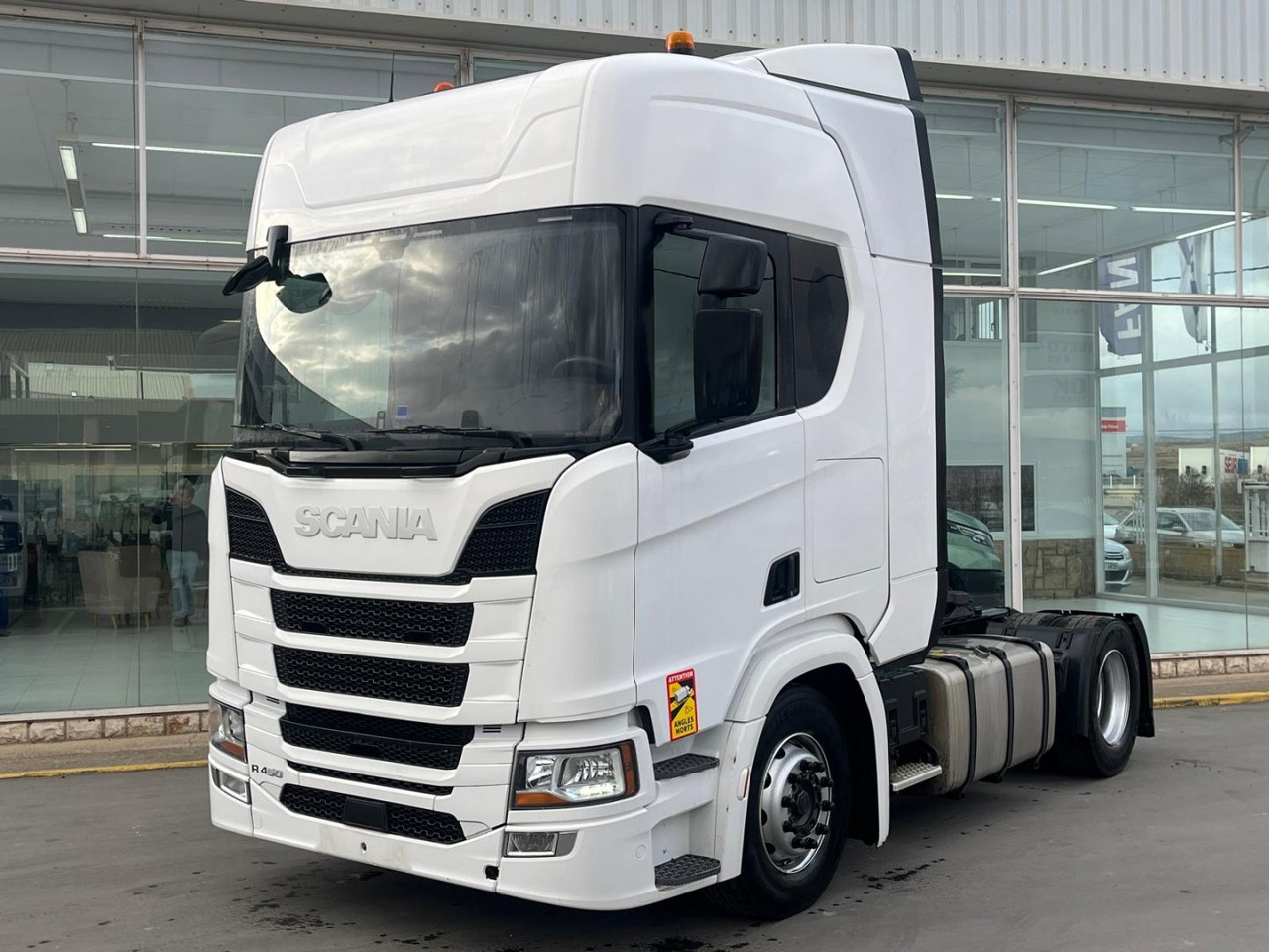Cabeza Tractora Scania R450 AUTOMATICO-INTARDER - Tracteur routier: photos 1 Cabeza Tractora Scania R450 AUTOMATICO-INTARDER - Tracteur routier: photos 1