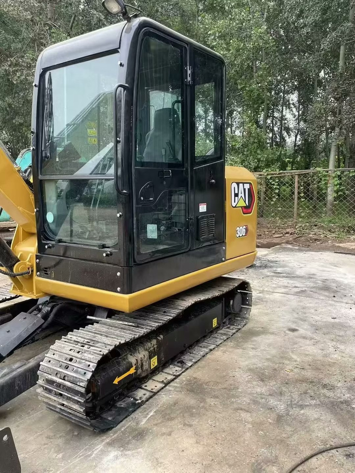 CAT 306E2 - Mini pelle: photos 3 CAT 306E2 - Mini pelle: photos 3