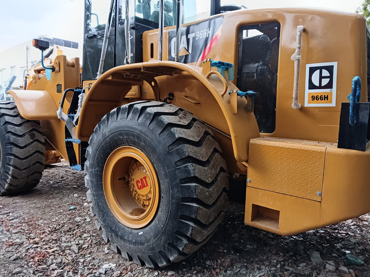 CAT 966 H CATERPILLAR 966H - Chargeuse sur pneus: photos 4 CAT 966 H CATERPILLAR 966H - Chargeuse sur pneus: photos 4