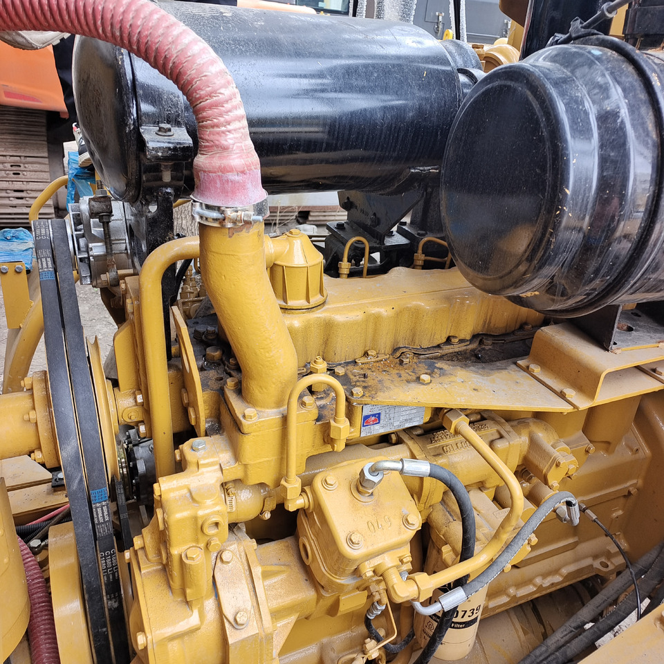CAT 966 H - Chargeuse sur pneus: photos 2 CAT 966 H - Chargeuse sur pneus: photos 2