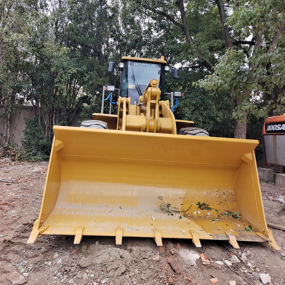 CAT 966H CATERPILLAR 966 H - Chargeuse sur pneus: photos 2 CAT 966H CATERPILLAR 966 H - Chargeuse sur pneus: photos 2