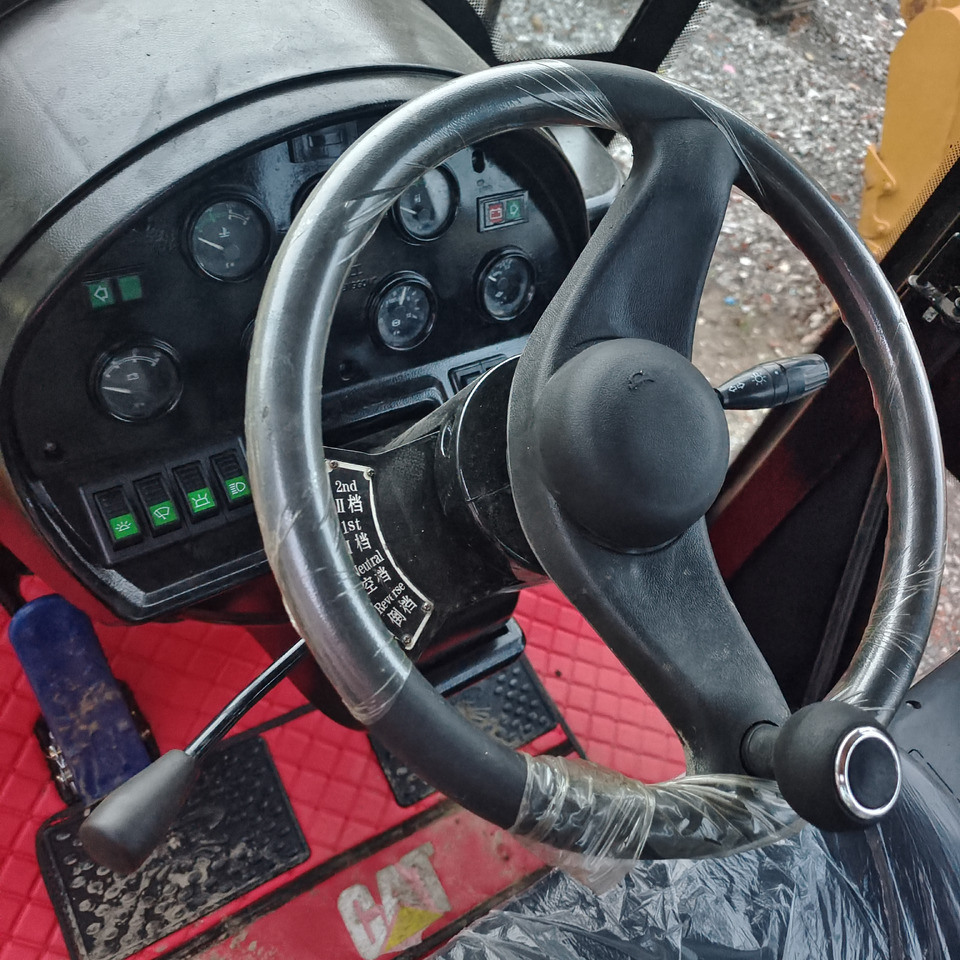 CAT 966H - Chargeuse sur pneus: photos 2 CAT 966H - Chargeuse sur pneus: photos 2