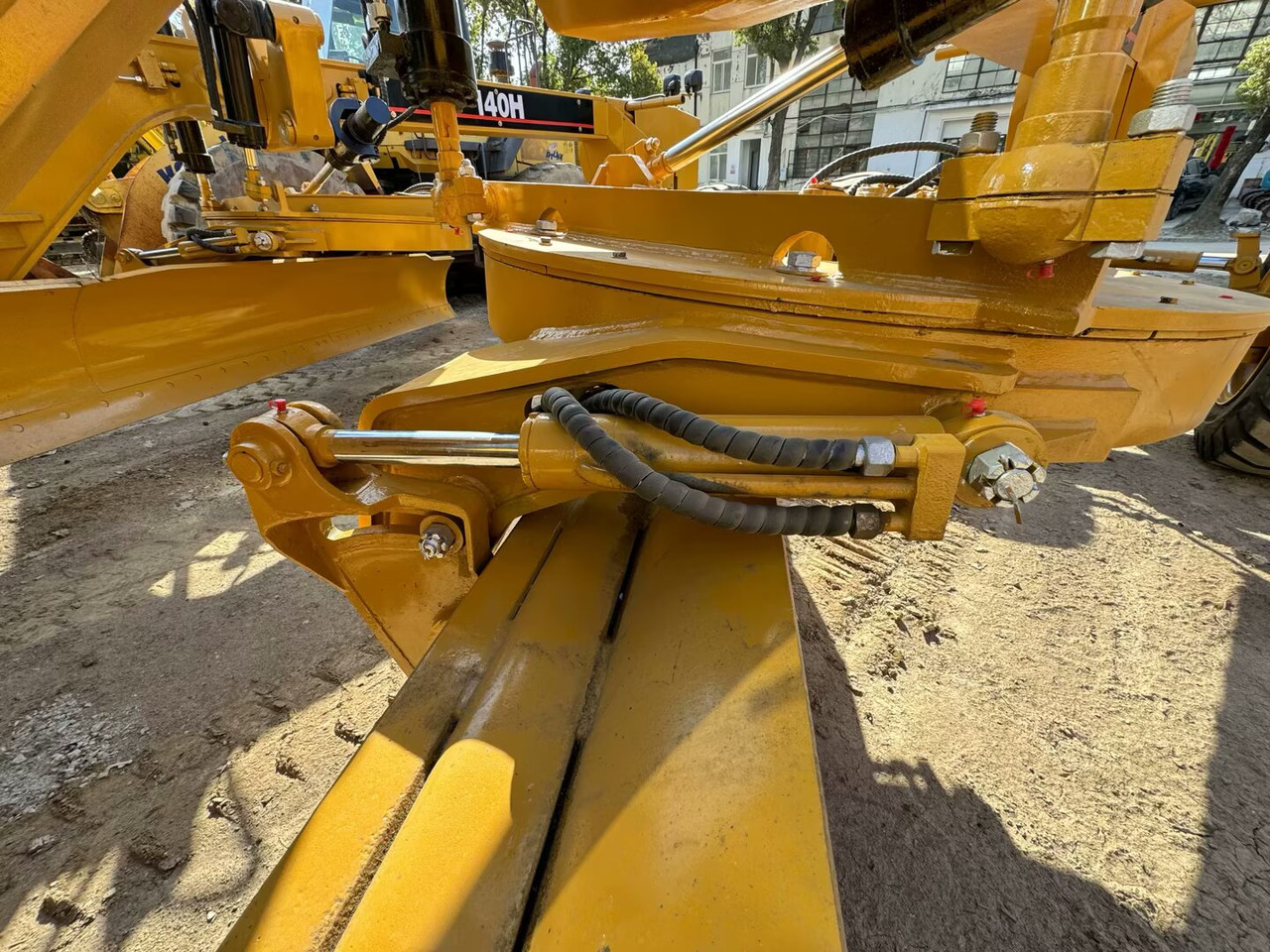 CATERPILLAR 140K CAT 140H 140G - Niveleuse: photos 3 CATERPILLAR 140K CAT 140H 140G - Niveleuse: photos 3