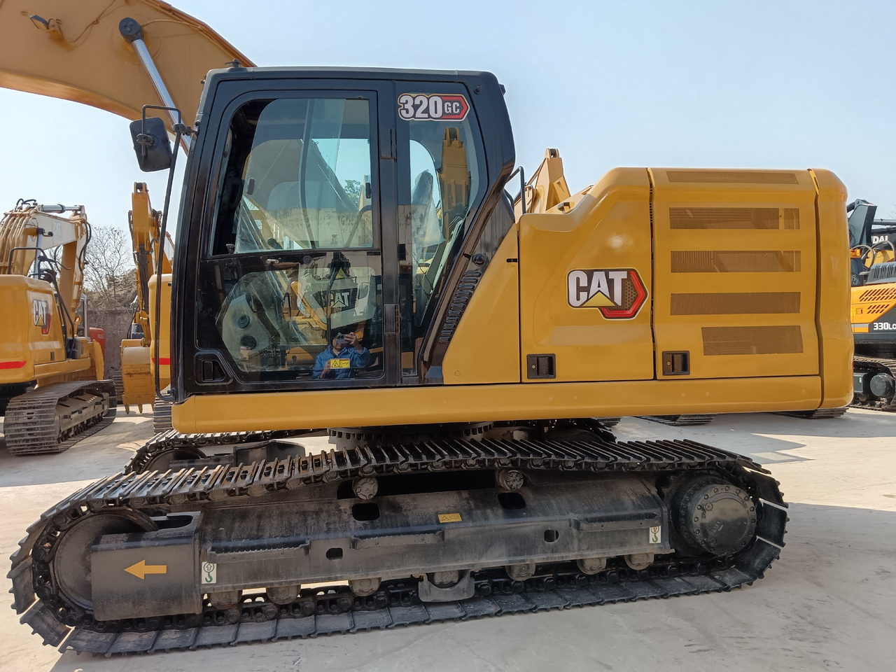 CATERPILLAR 320 GC CAT 320GC 330GC 336GC 323GC - Pelle sur chenille: photos 1 CATERPILLAR 320 GC CAT 320GC 330GC 336GC 323GC - Pelle sur chenille: photos 1