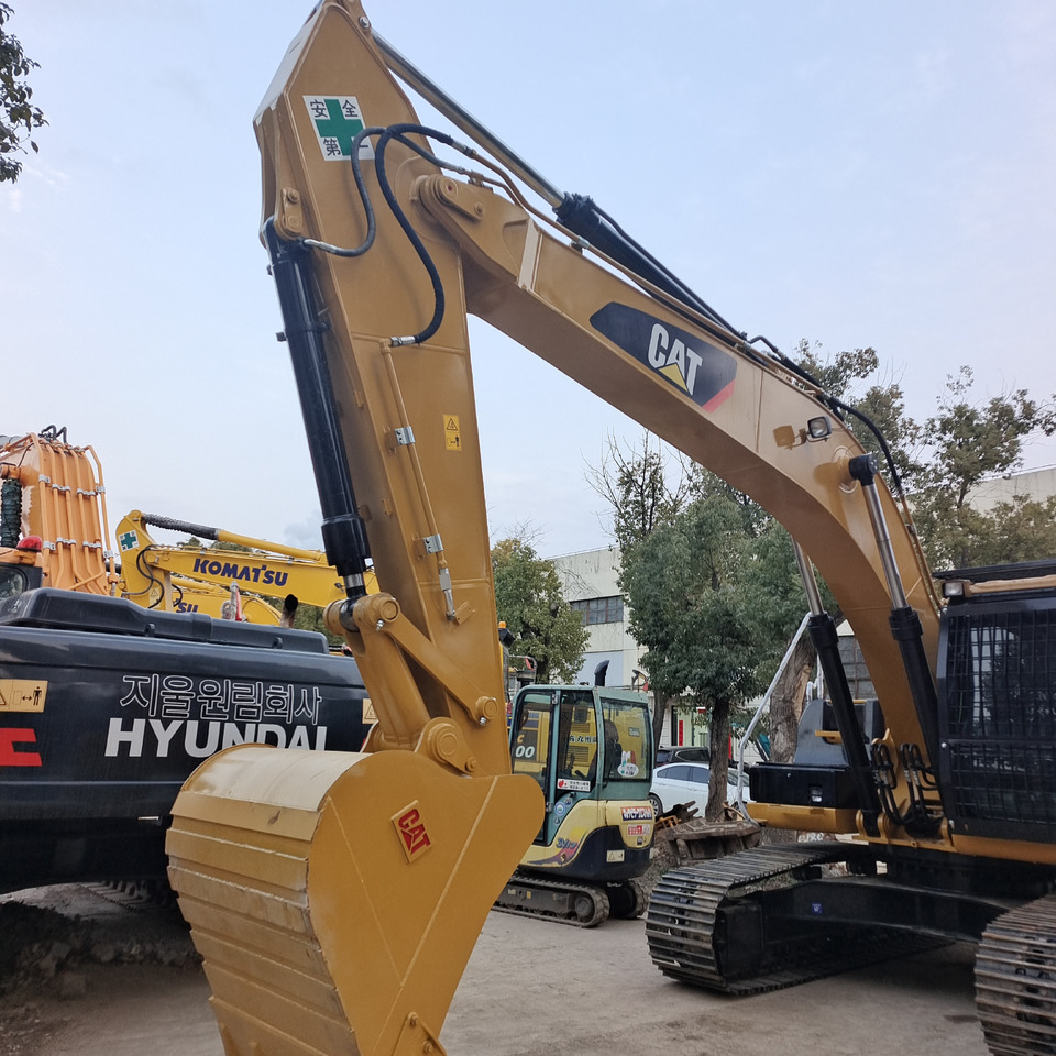 CATERPILLAR 330D2 L CAT 330D 330GC - Pelle sur chenille: photos 5 CATERPILLAR 330D2 L CAT 330D 330GC - Pelle sur chenille: photos 5