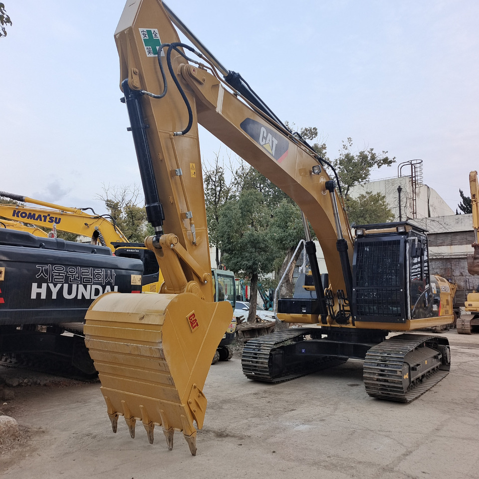 CATERPILLAR 330D2 L CAT 330D 330GC - Pelle sur chenille: photos 3 CATERPILLAR 330D2 L CAT 330D 330GC - Pelle sur chenille: photos 3