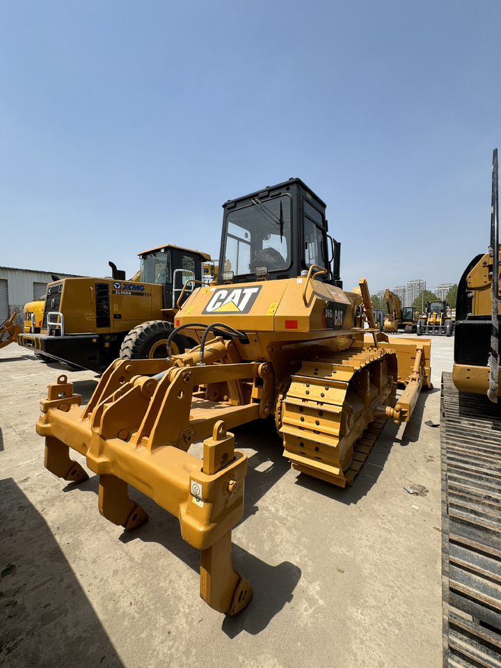 CATERPILLAR D6G CAT D7G - Bulldozer: photos 3 CATERPILLAR D6G CAT D7G - Bulldozer: photos 3