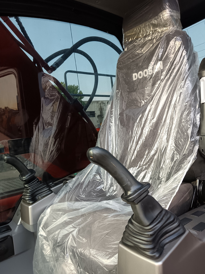 Pelle sur chenille DOOSAN DX225LC-9C: photos 7 Pelle sur chenille DOOSAN DX225LC-9C: photos 7