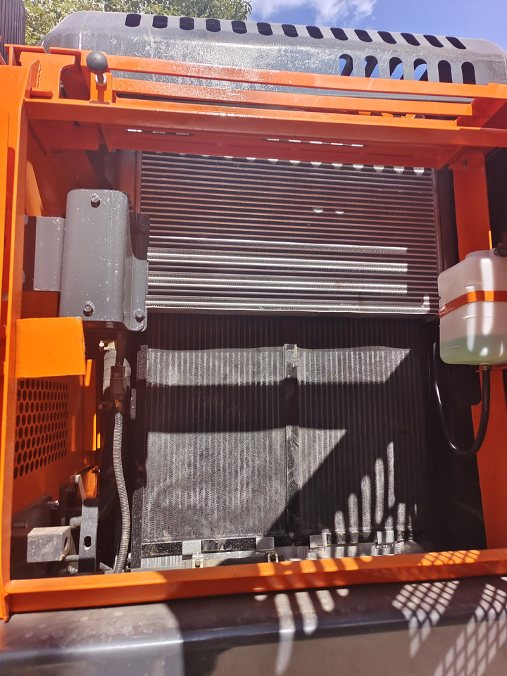 DOOSAN DX225LCA DX225LC-9C DX300 DX340 - Pelle sur chenille: photos 3 DOOSAN DX225LCA DX225LC-9C DX300 DX340 - Pelle sur chenille: photos 3