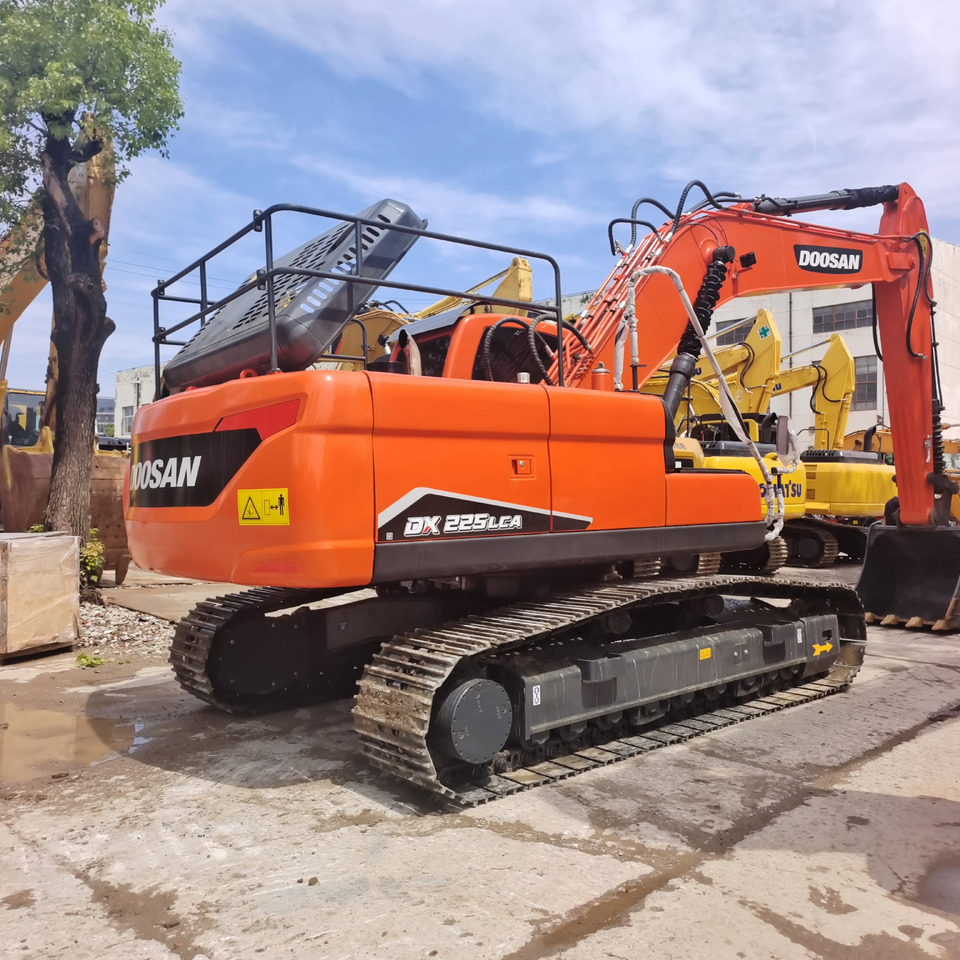 DOOSAN DX225LCA DX225LC-9C DX300 DX340 - Pelle sur chenille: photos 2 DOOSAN DX225LCA DX225LC-9C DX300 DX340 - Pelle sur chenille: photos 2