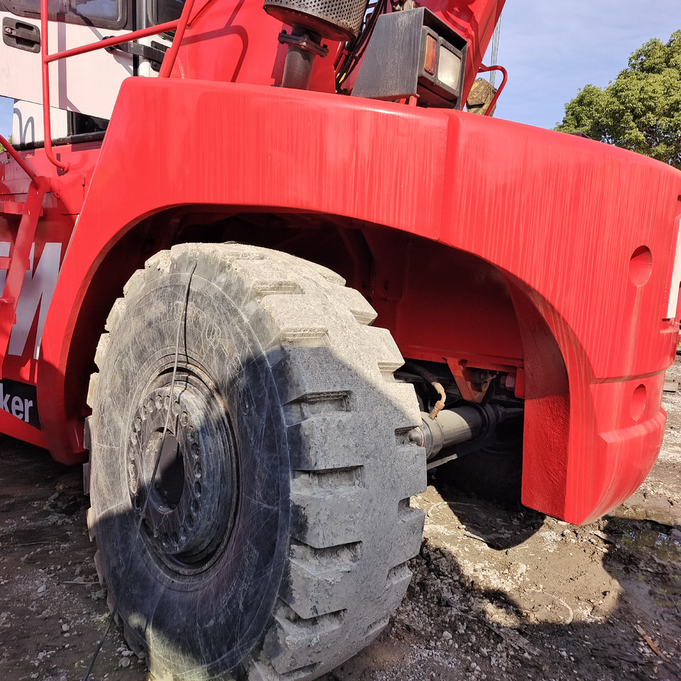 FANTUZZI CS45KMHD - Reach stacker: photos 3 FANTUZZI CS45KMHD - Reach stacker: photos 3