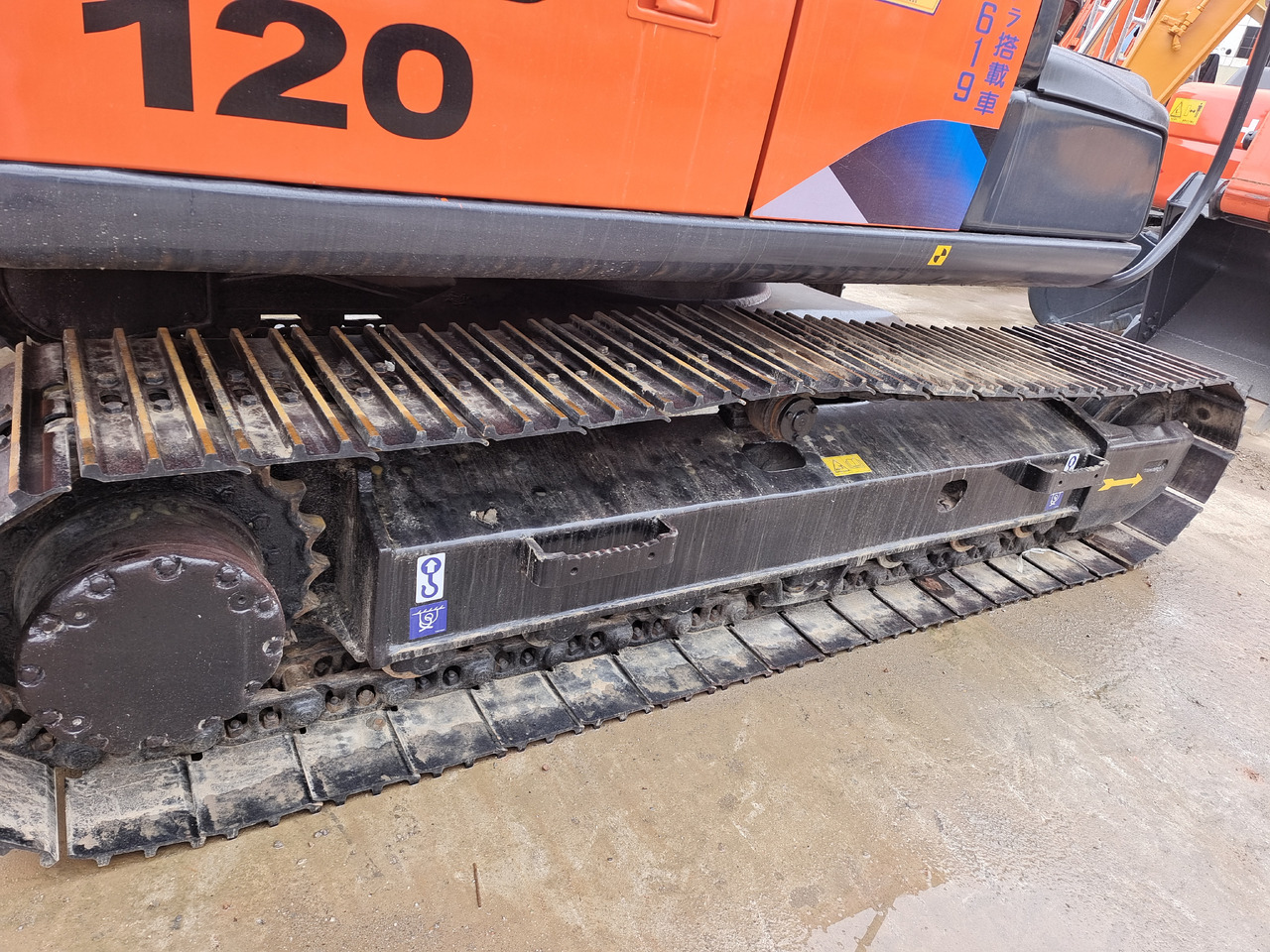 HITACHI ZX120 - Pelle sur chenille: photos 2 HITACHI ZX120 - Pelle sur chenille: photos 2