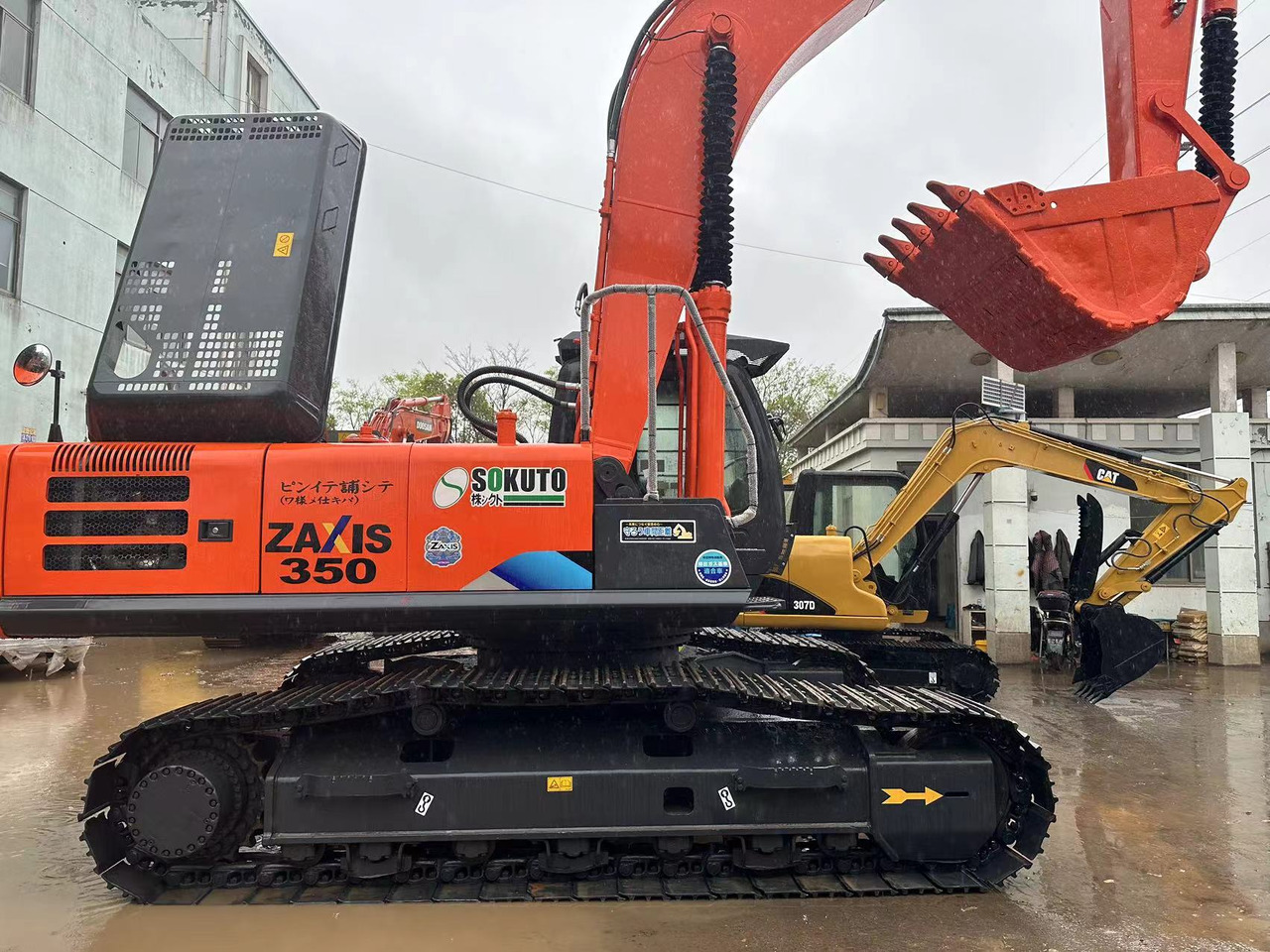 HITACHI ZX350 ZAXIS 350 - Pelle sur chenille: photos 4 HITACHI ZX350 ZAXIS 350 - Pelle sur chenille: photos 4