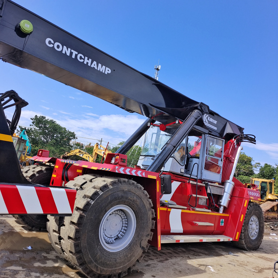 KALMAR DRF 450 - Reach stacker: photos 3 KALMAR DRF 450 - Reach stacker: photos 3