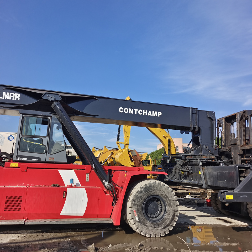 KALMAR DRT450 - Reach stacker: photos 2 KALMAR DRT450 - Reach stacker: photos 2