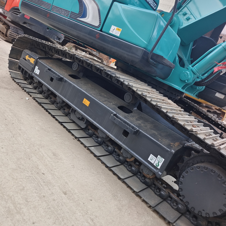 KOBELCO SK 200-8 - Pelle sur chenille: photos 3 KOBELCO SK 200-8 - Pelle sur chenille: photos 3