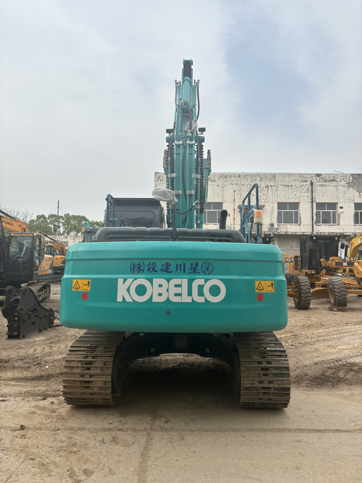 KOBELCO SK210LC SK 210 LC - Pelle sur chenille: photos 4 KOBELCO SK210LC SK 210 LC - Pelle sur chenille: photos 4