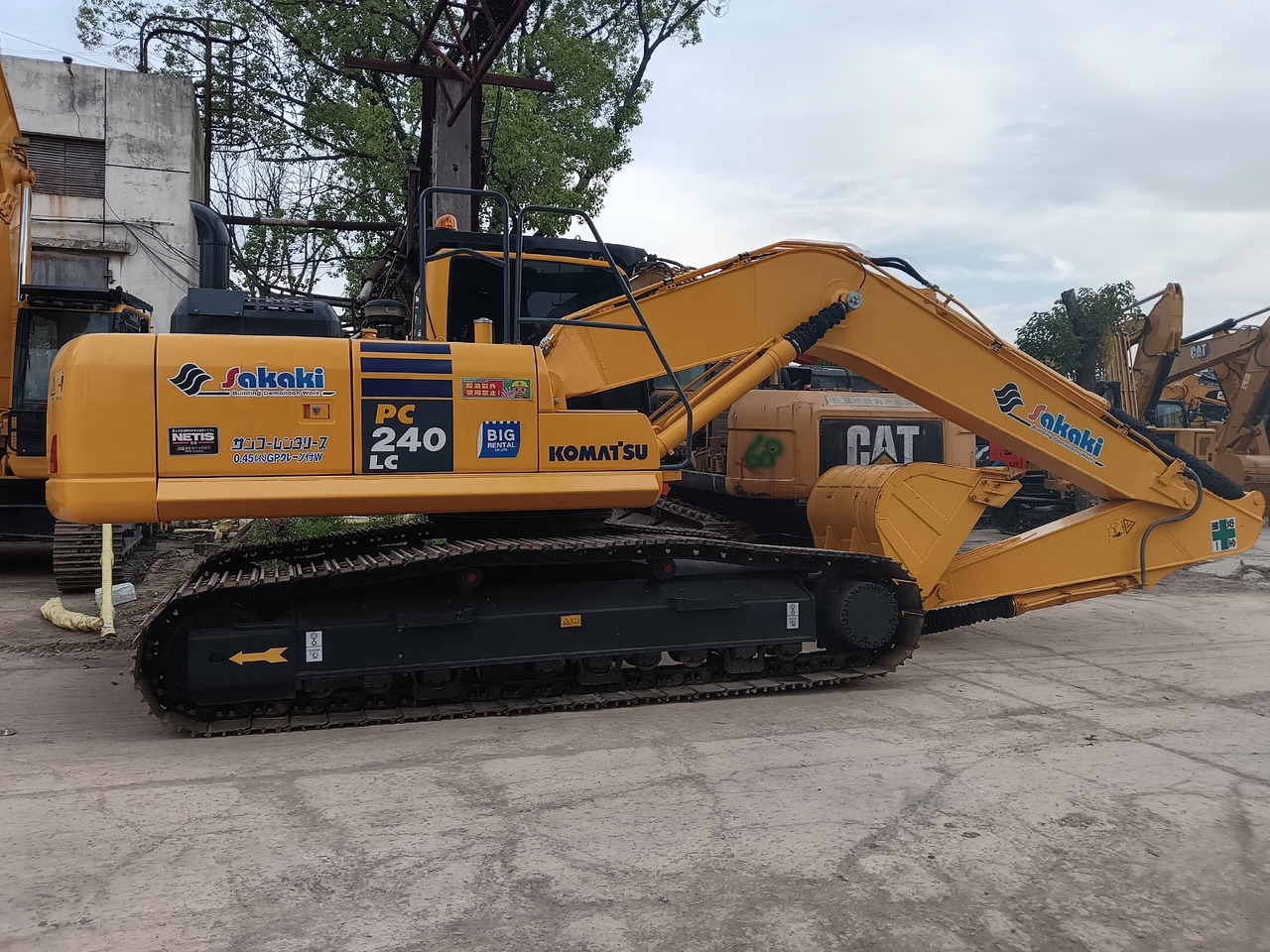 KOMATSU PC 240 LC - Pelle sur chenille: photos 2 KOMATSU PC 240 LC - Pelle sur chenille: photos 2