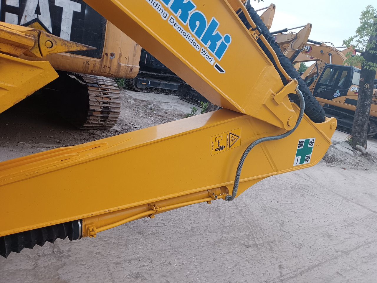 KOMATSU PC 240 LC - Pelle sur chenille: photos 5 KOMATSU PC 240 LC - Pelle sur chenille: photos 5