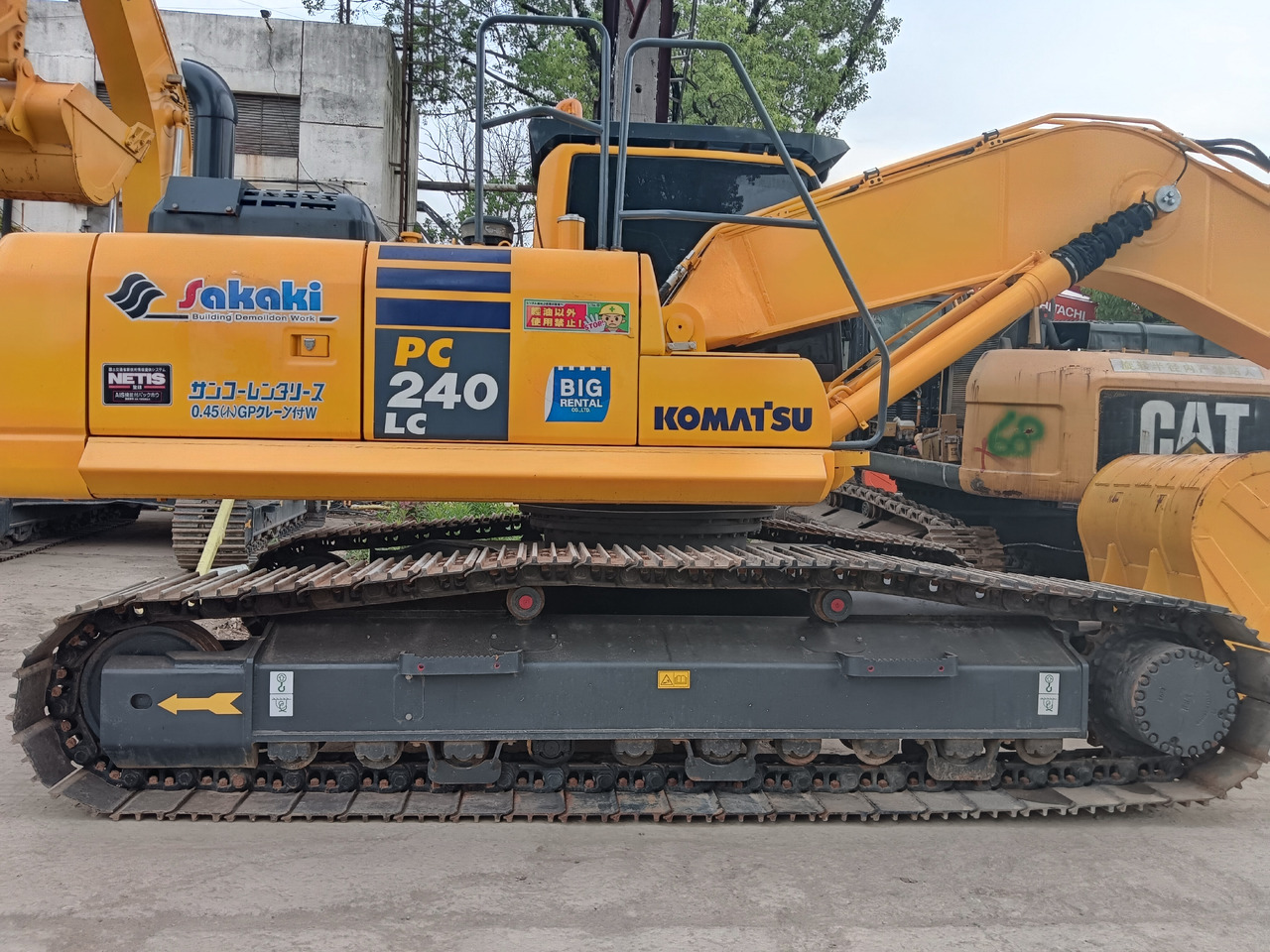 KOMATSU PC 240 LC - Pelle sur chenille: photos 3 KOMATSU PC 240 LC - Pelle sur chenille: photos 3