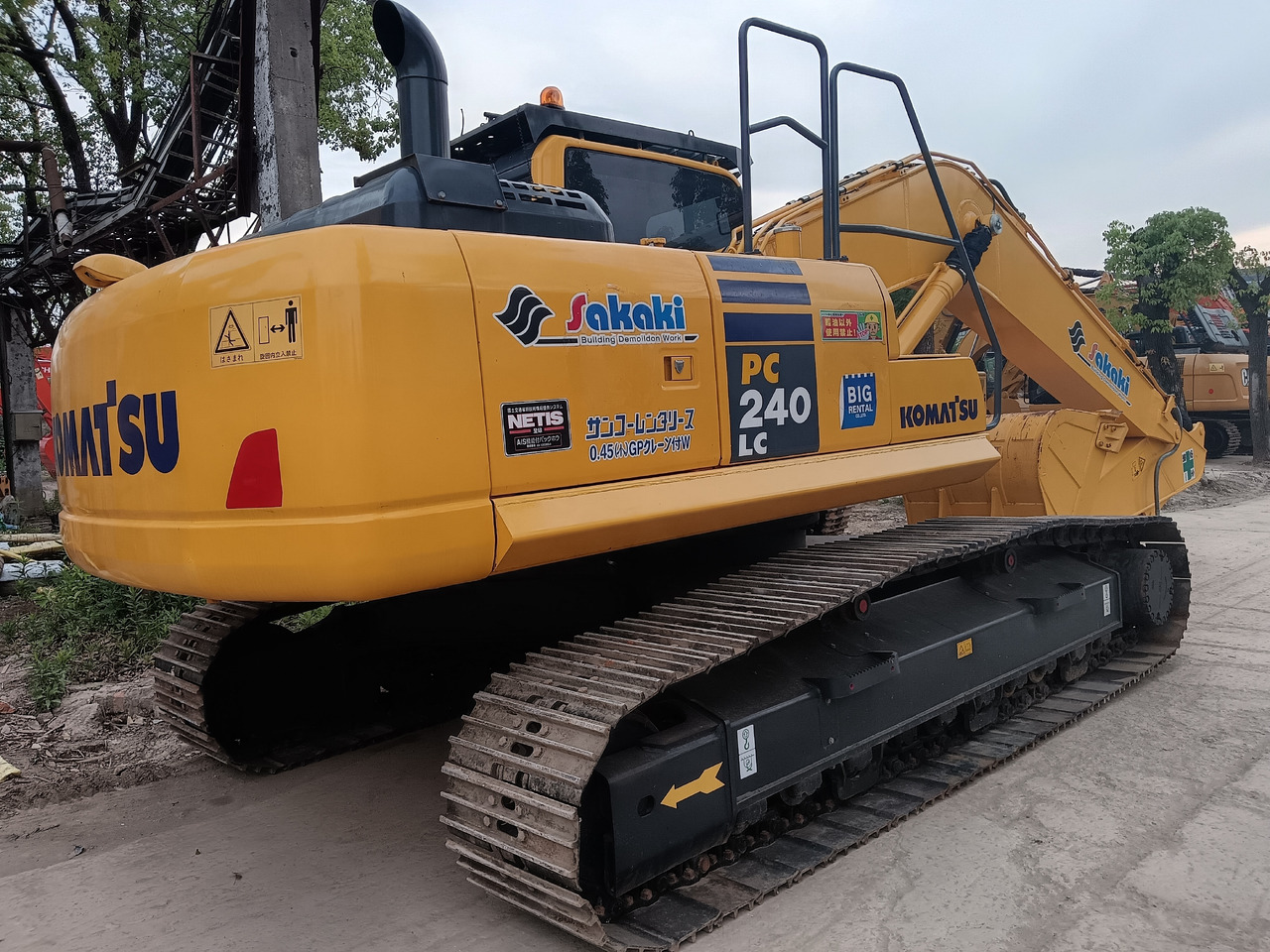 KOMATSU PC 240 LC - Pelle sur chenille: photos 1 KOMATSU PC 240 LC - Pelle sur chenille: photos 1