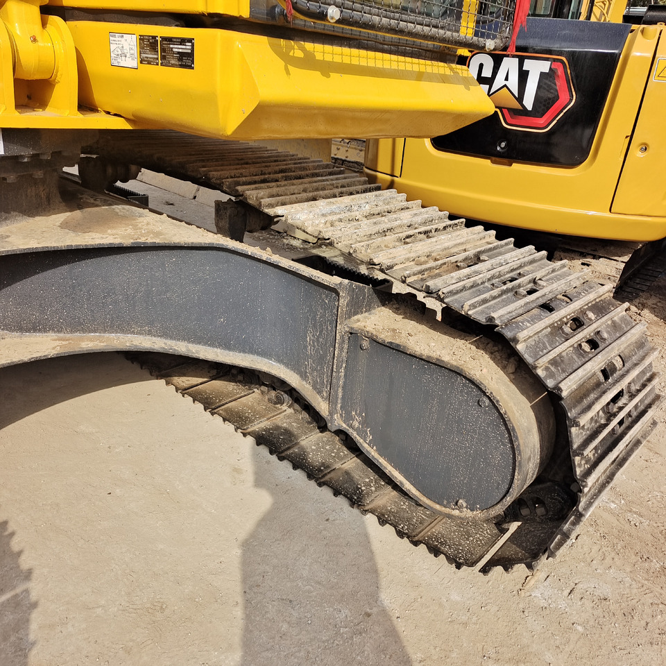 KOMATSU PC200-8 - Pelle sur chenille: photos 3 KOMATSU PC200-8 - Pelle sur chenille: photos 3