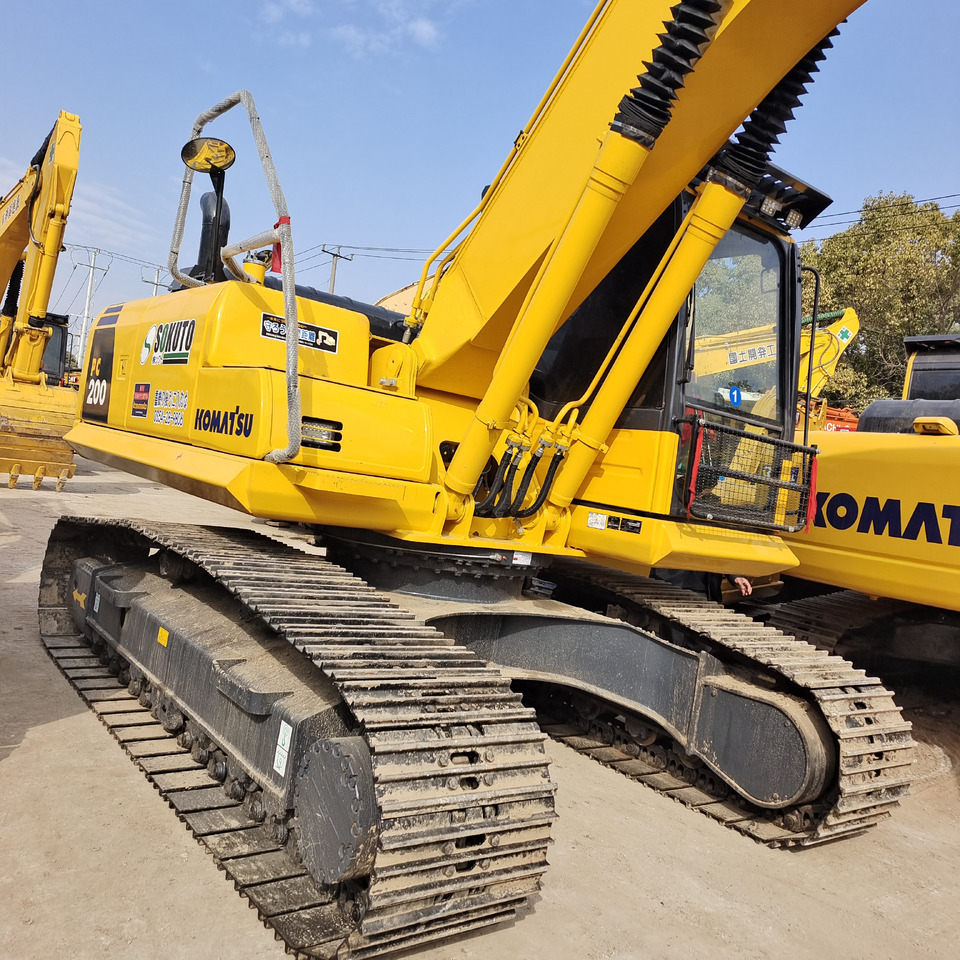 KOMATSU PC200-8 - Pelle sur chenille: photos 5 KOMATSU PC200-8 - Pelle sur chenille: photos 5