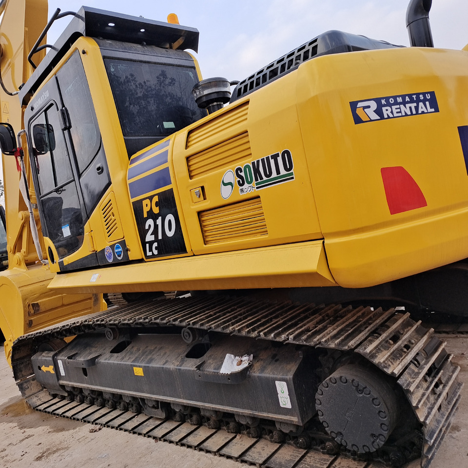 Pelle sur chenille KOMATSU PC210-8 PC210LC PC220-8 PC200-8 PC240: photos 1